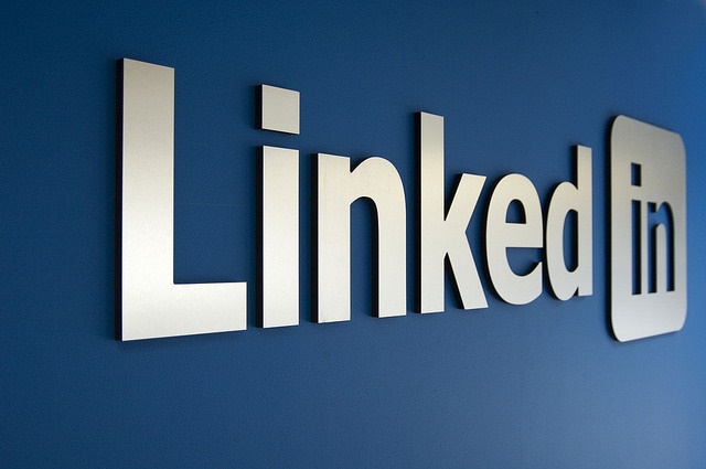 The key to LinkedIn network expansion! Make good use of LinkedIn industry screening tools.
